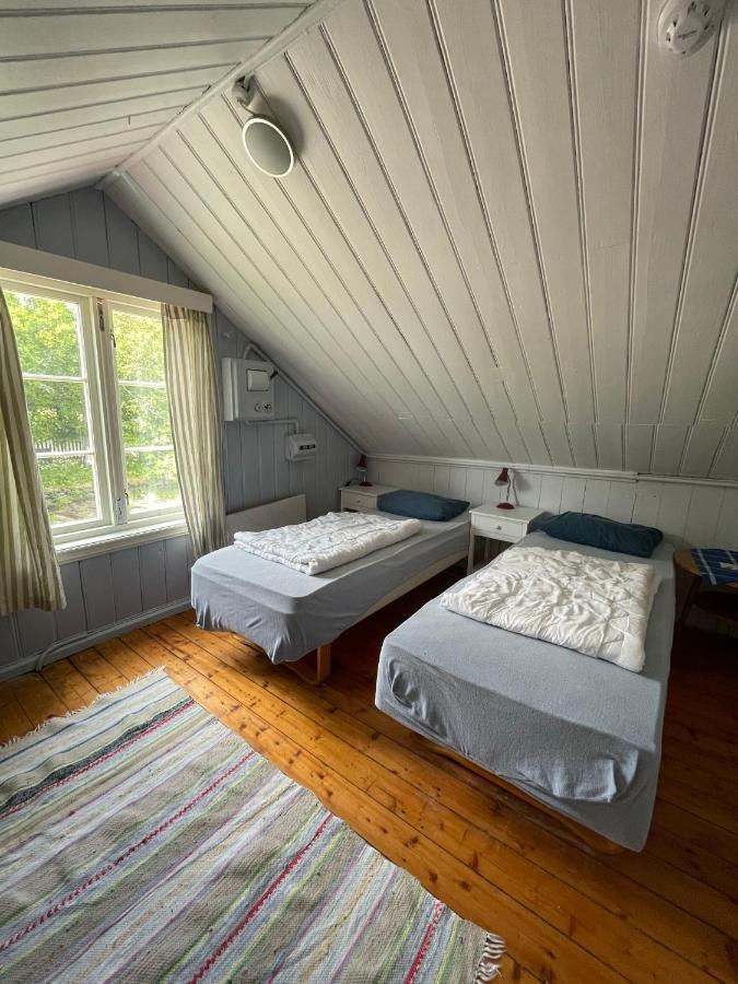 Å Lofoten Budget Hostel מראה חיצוני תמונה