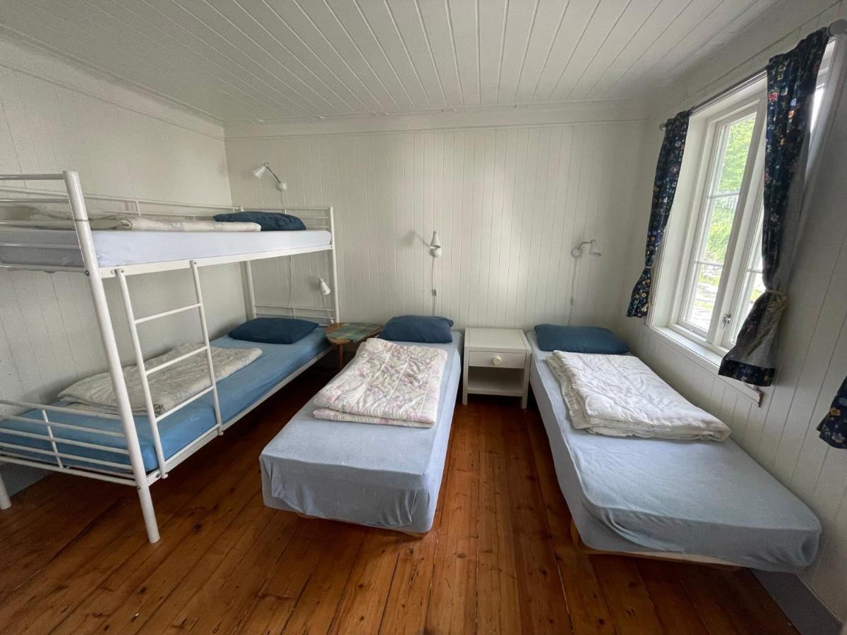 Å Lofoten Budget Hostel מראה חיצוני תמונה